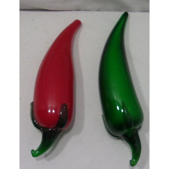 Lot of 2 Murano Style Encased Art Glass Chili Peppers Red/Green 7 1/4" & 7 3/4" - Picture 5 of 10
